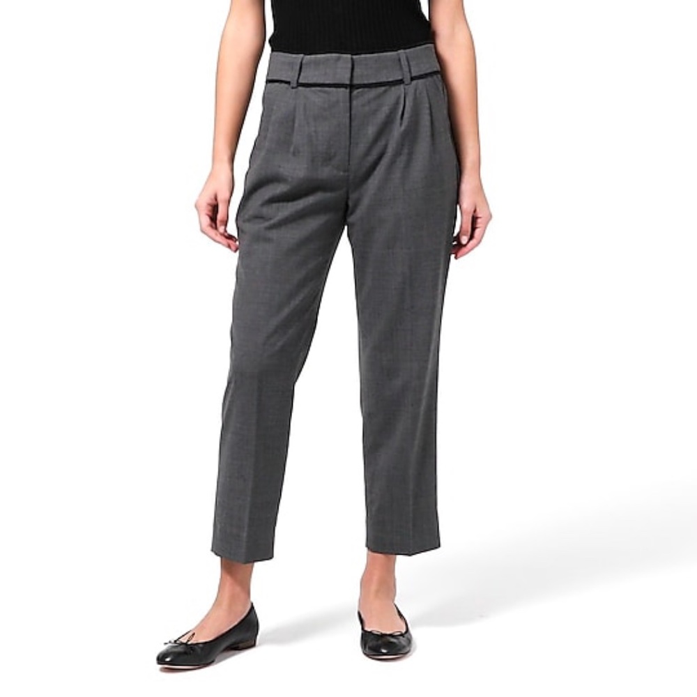 Tailored High-Rise Straight-Leg Women's Pants in Charcoal Gray
